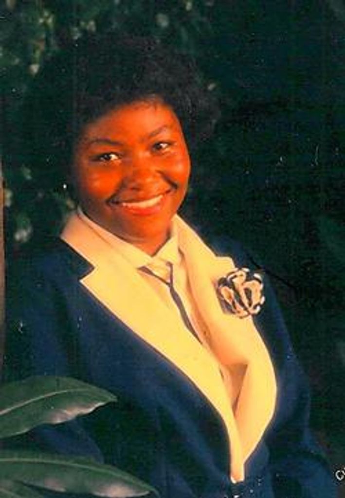 Karen Lynnelle Moore