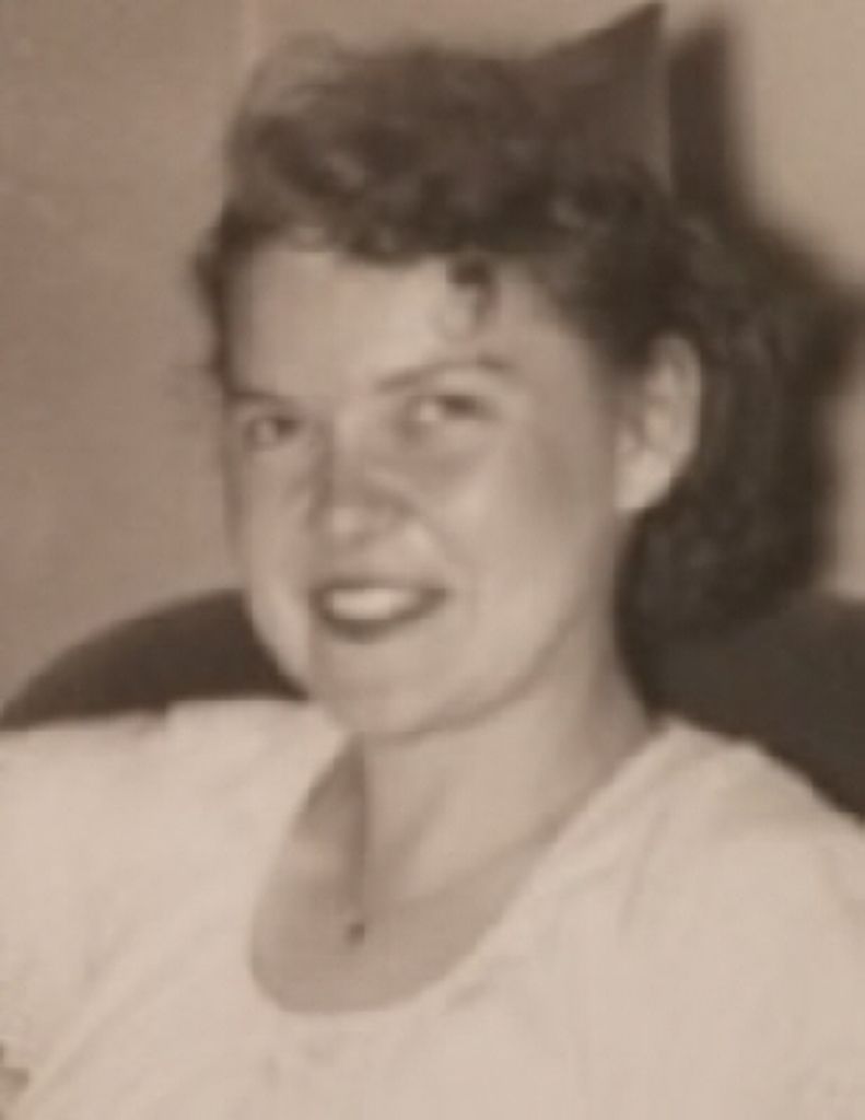 Dolores (Dee) Smith