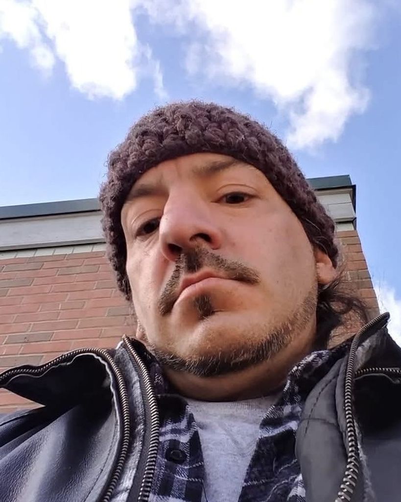 Desmond Gonzalez Profile Photo