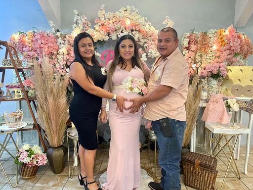 Karen Lizbeth Medellin photo gallery thumbnail 121 of 204