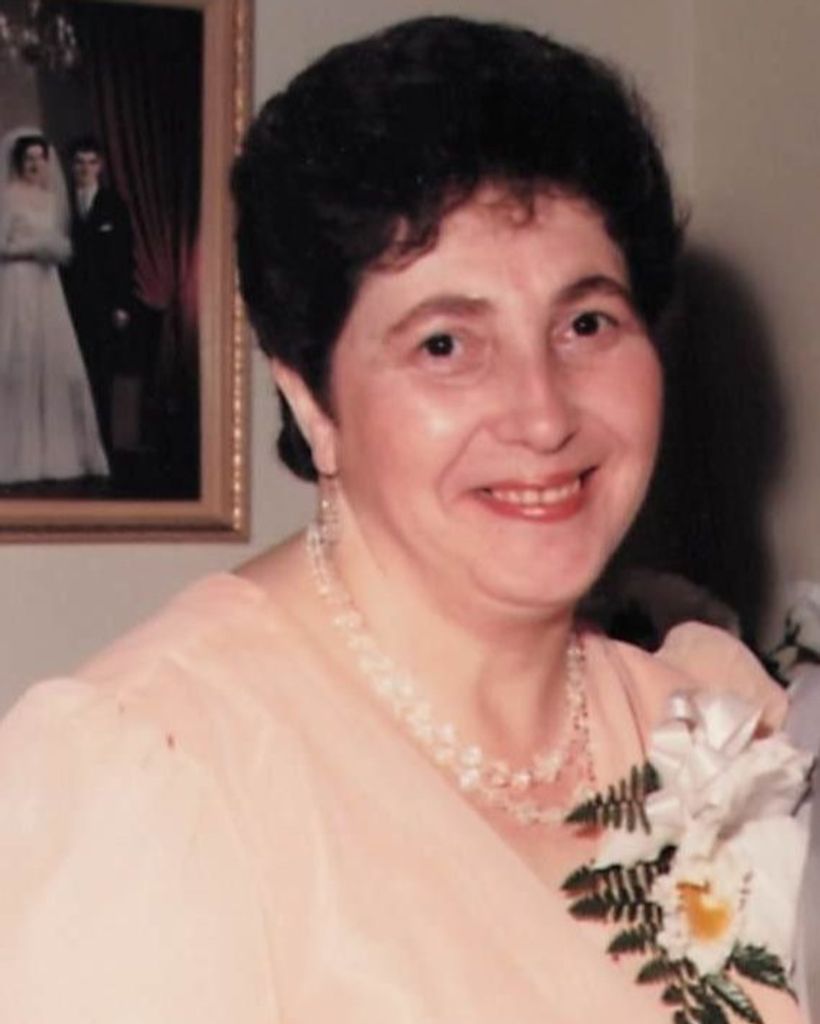 Olga (Moniz) Amaral