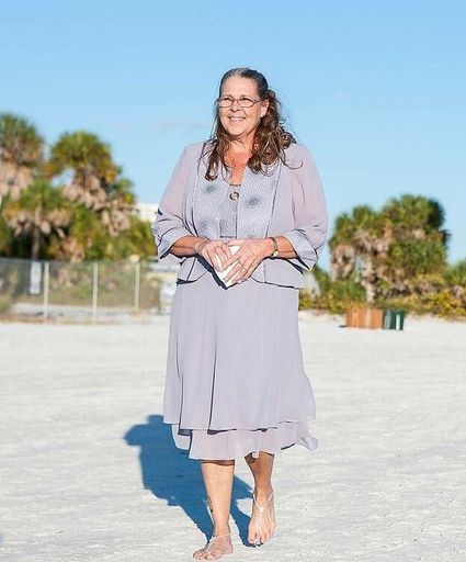 Judi A Sunner photo gallery thumbnail 1 of 68