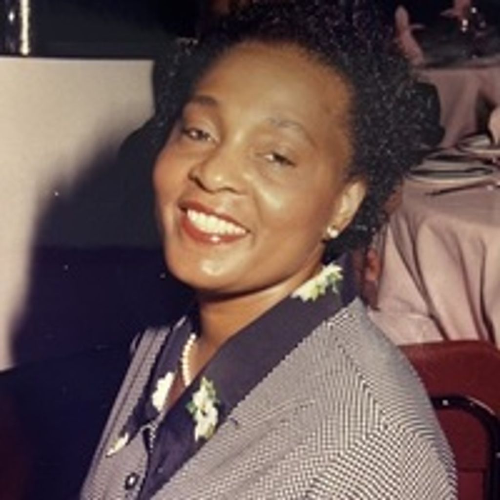 Helen Wilson-Gunn Profile Photo