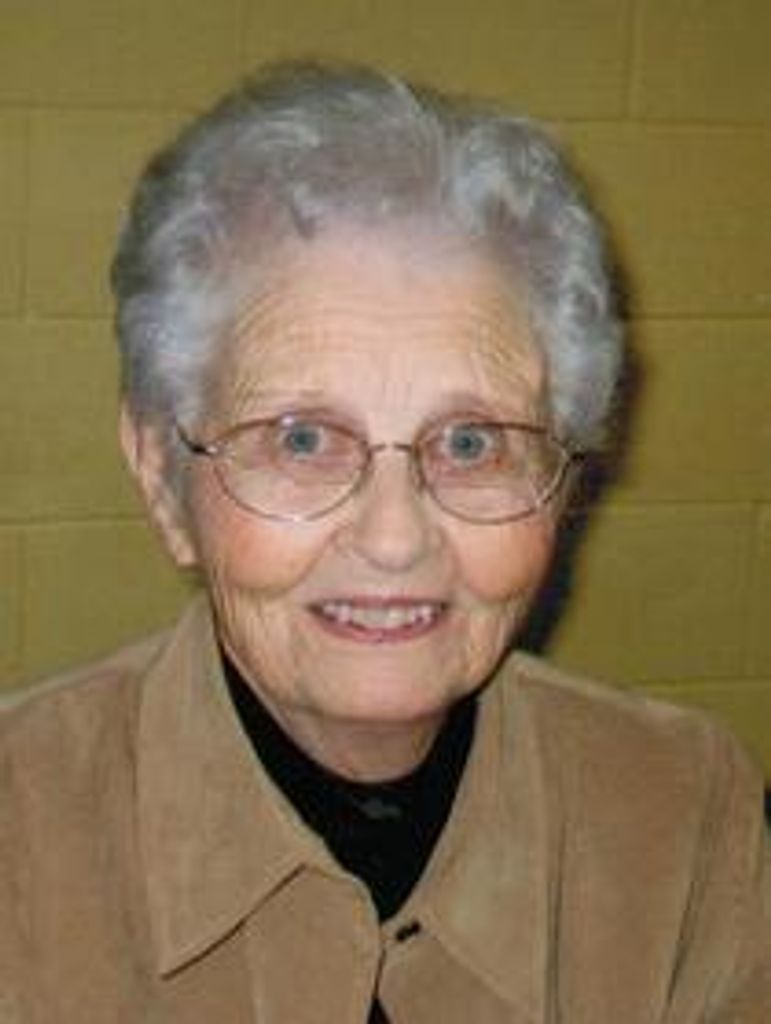 Wanda "Dottie" (Groomer)  Hill
