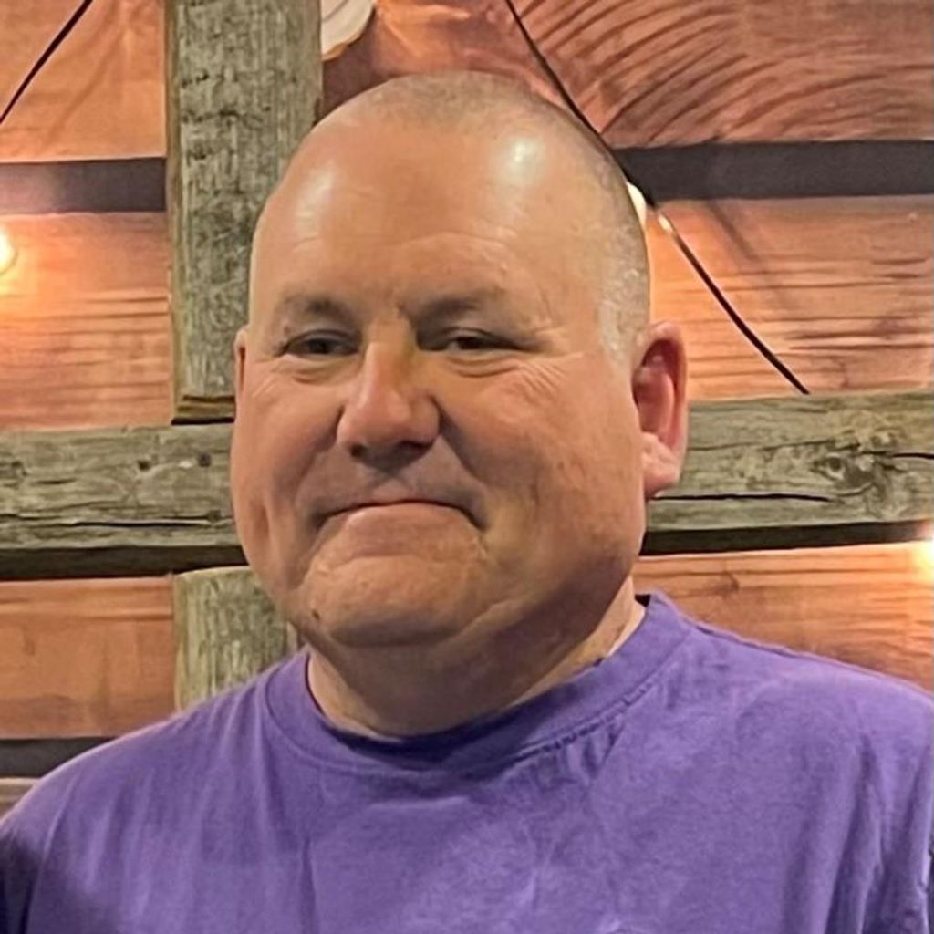 Christopher Oliver Martin Profile Photo