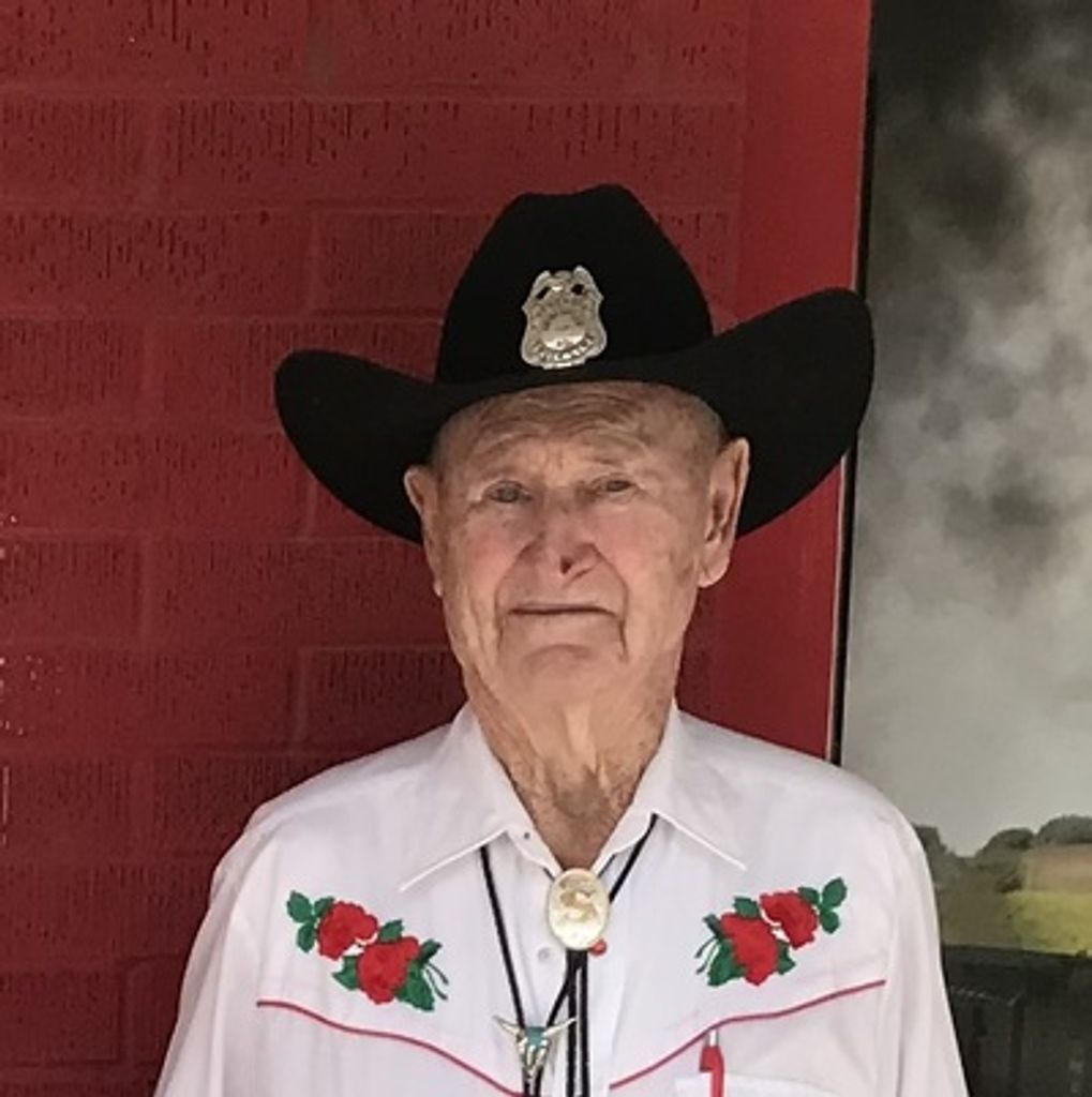 Carl Strong Profile Photo