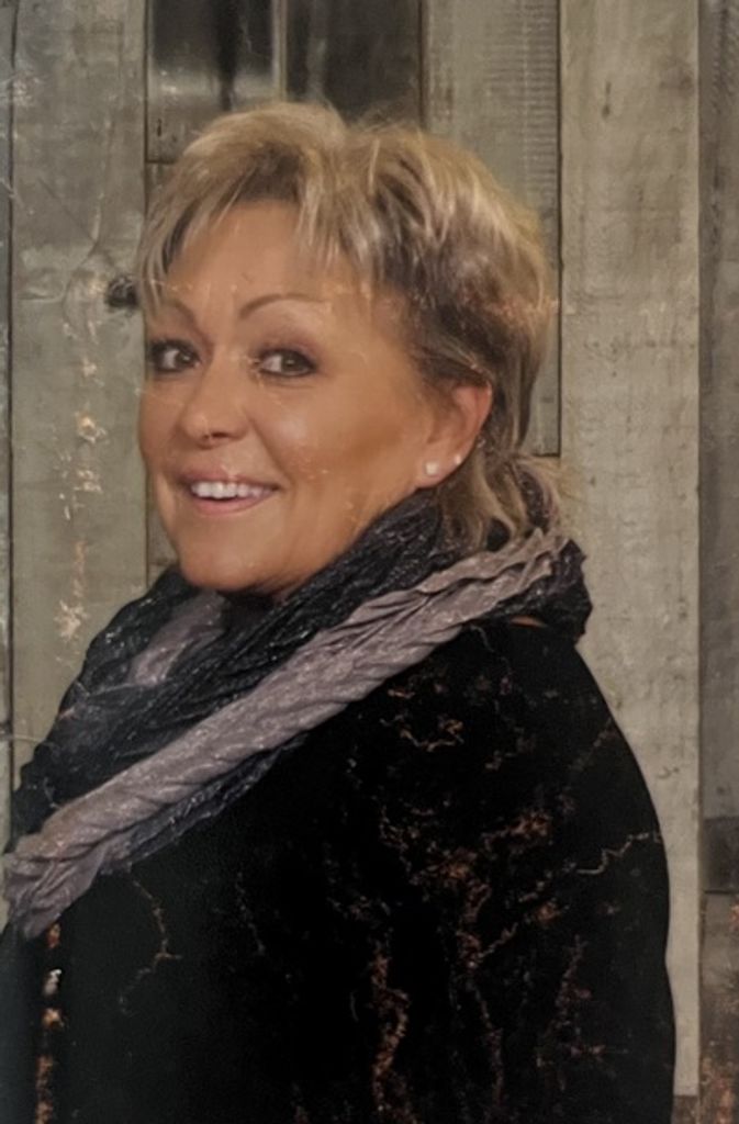 Robin Ann Snyder Profile Photo