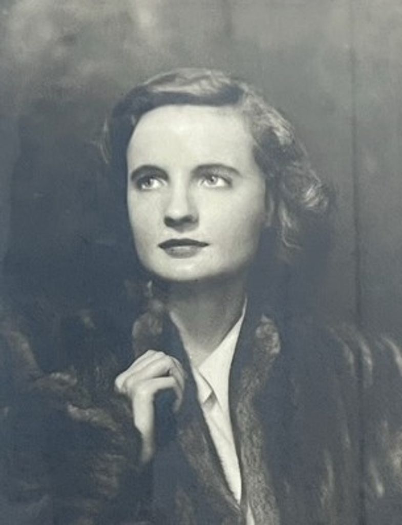 Charlotte B Lee Profile Photo