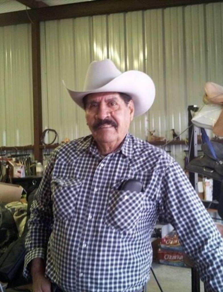 Enrique "Henry" Perez Profile Photo