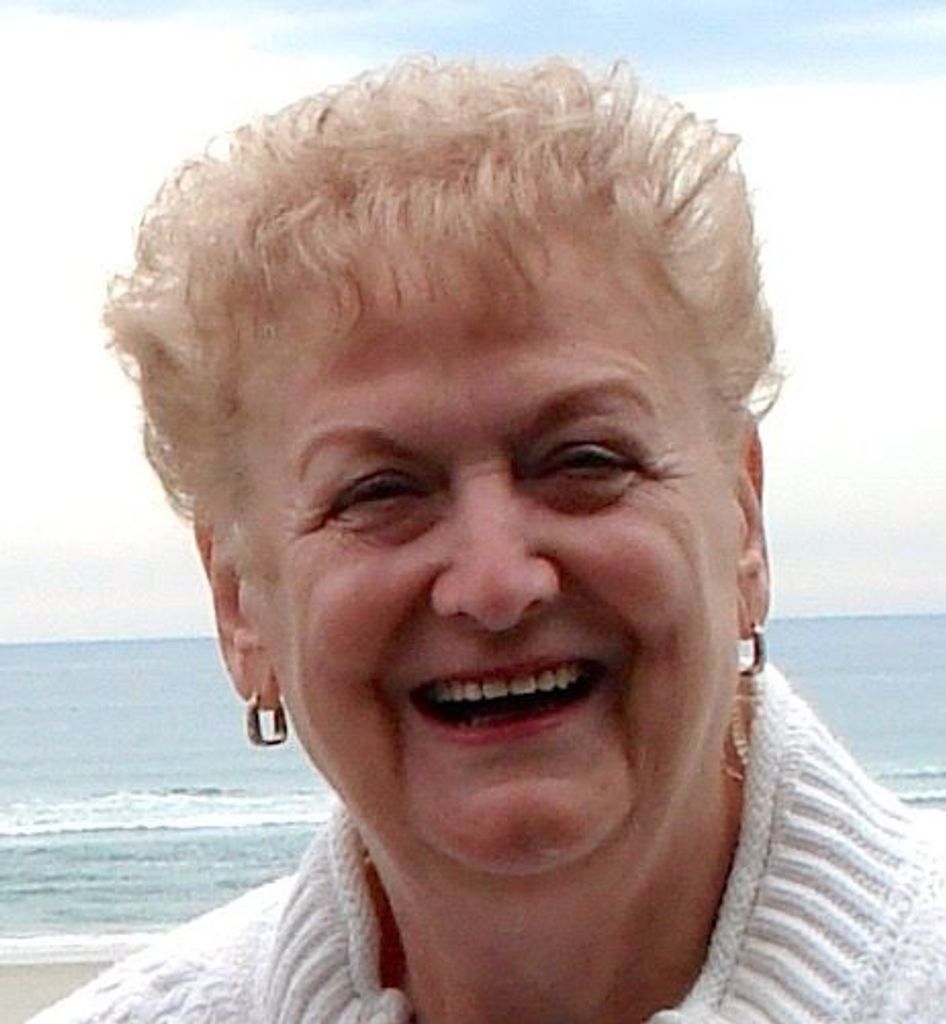 Pauline G Roberge Profile Photo