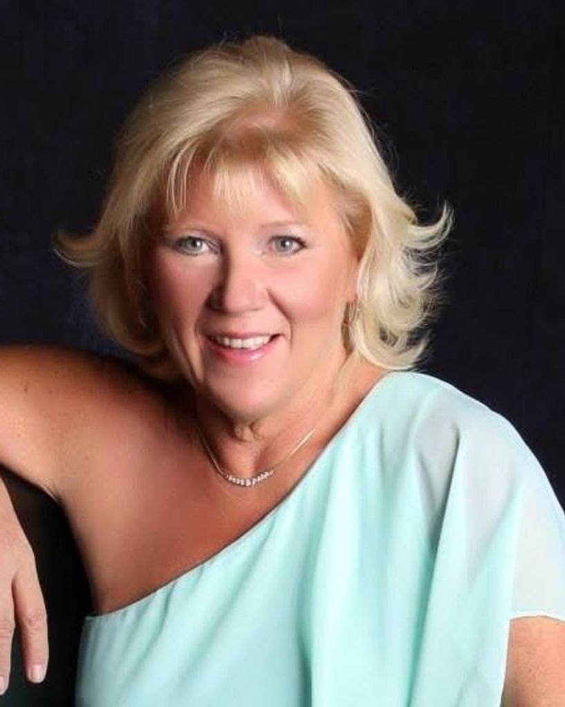Shelli Renee Holder