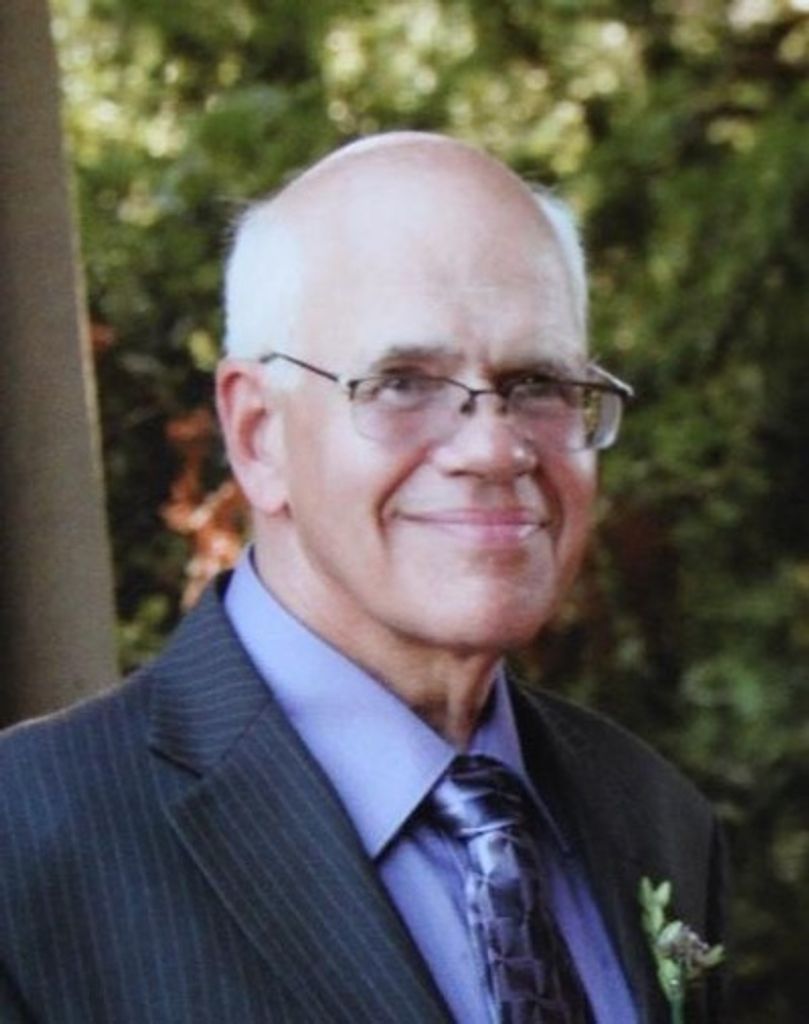 Peter Henry Dinnesen Profile Photo