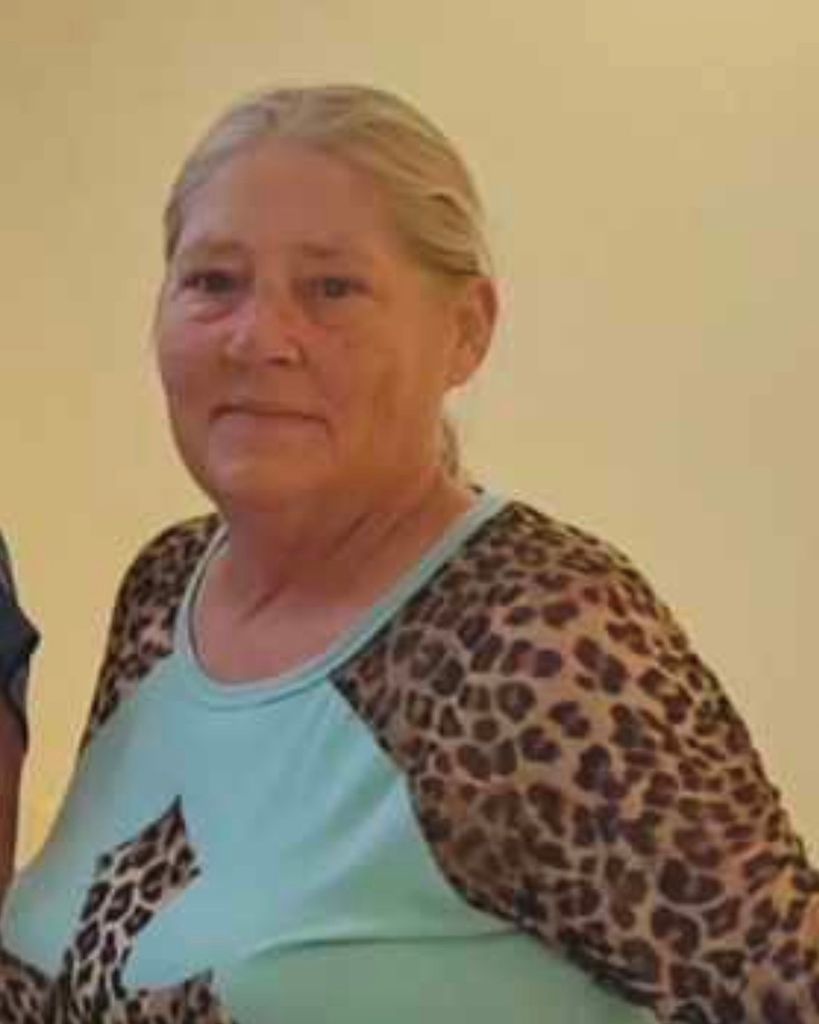 Vicki Dee Koleszar-Roberts Profile Photo