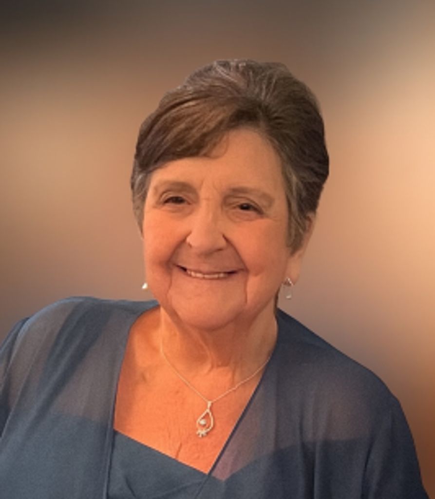 Gloria Mazzacone Profile Photo