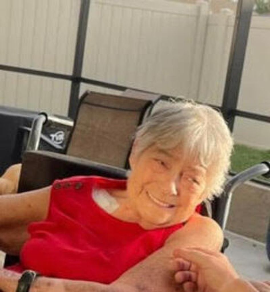 Dolores "Dee" Sanelli Profile Photo