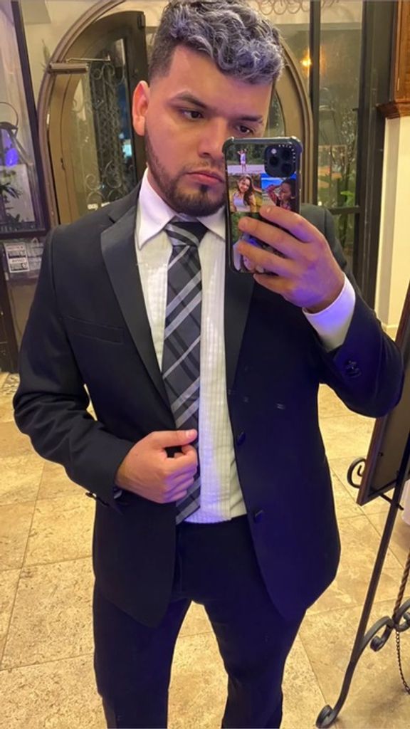 Edwin Ariel Almendarez Flores Profile Photo