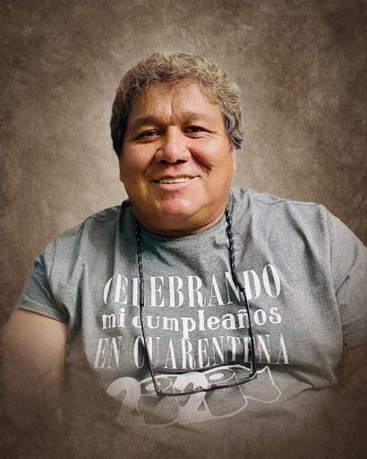 Javier Hernandez's obituary image