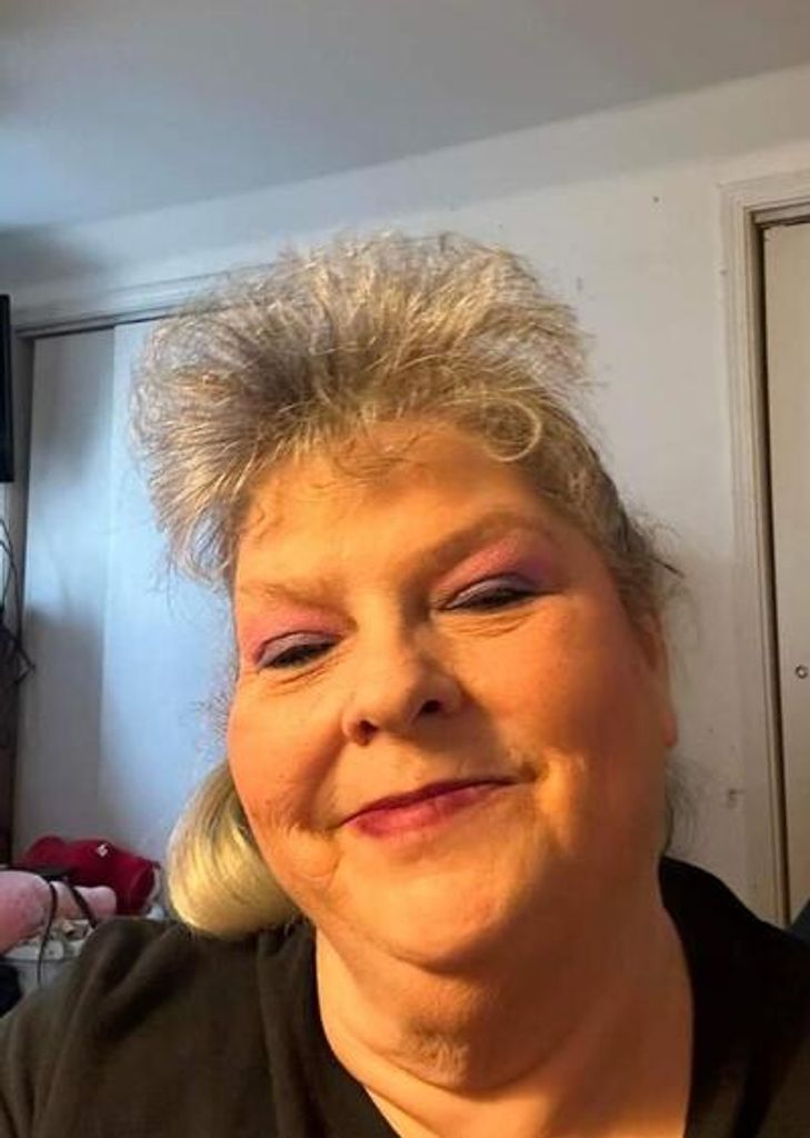 Terri Burts Profile Photo