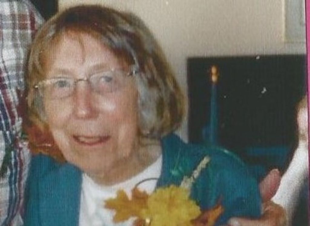 Saran "Sandy" Mary Holden