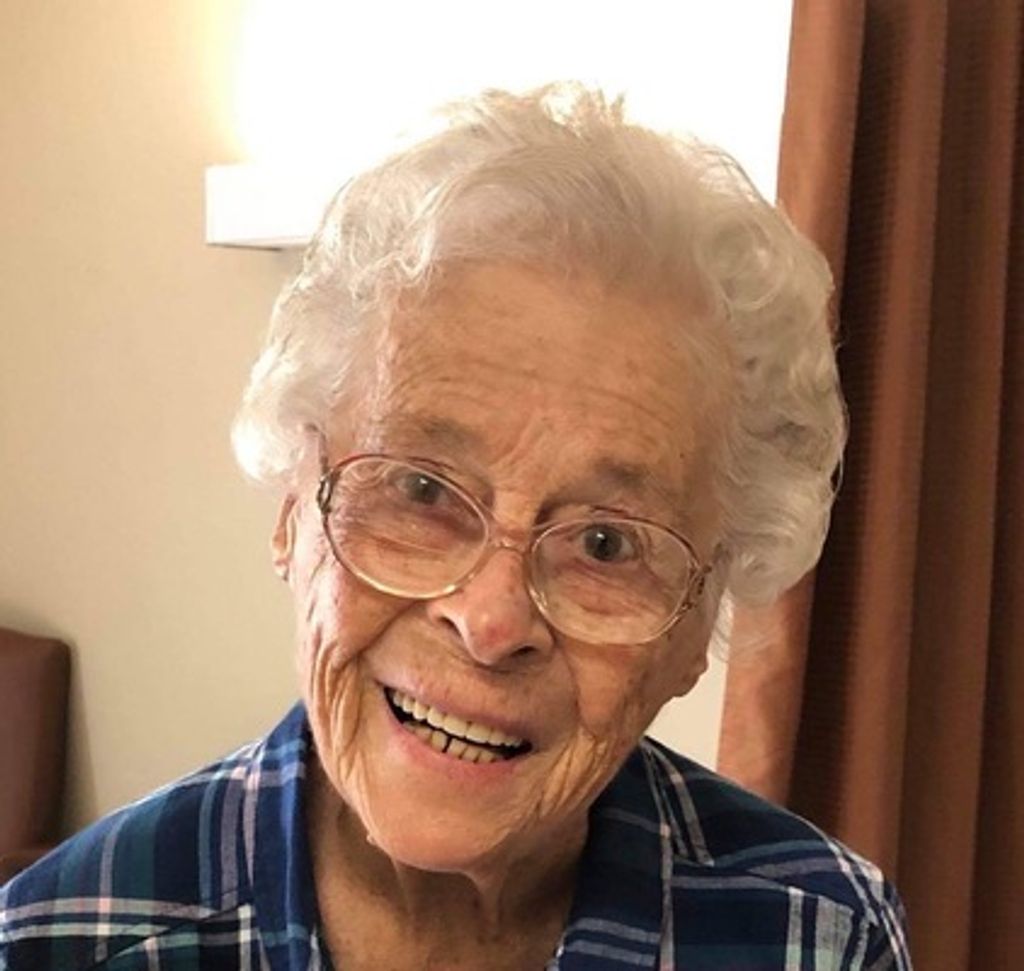 Mary Luella Edwards Zdeb Profile Photo