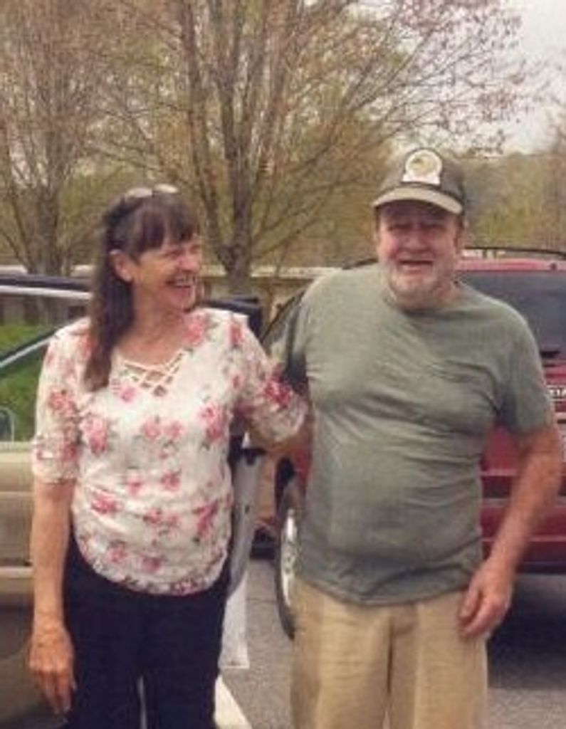 Mark Paul Gawenus Profile Photo