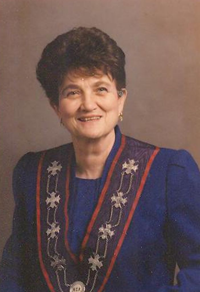 Viola  Esther Laurienti