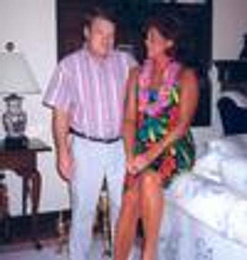 Linda Wyatt photo gallery thumbnail 8 of 10