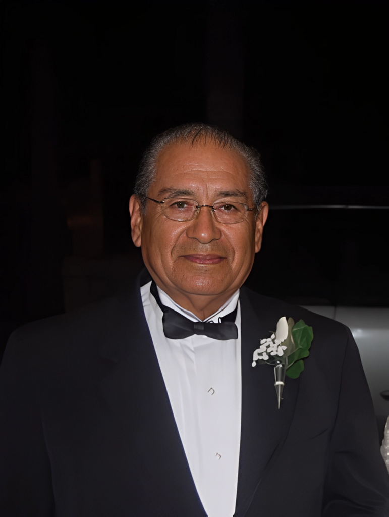 Emeterio Celedonio Lescano Fiallo Profile Photo