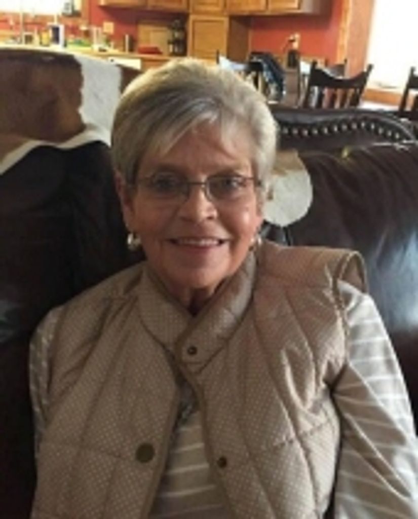 Linda  Chambers Buettner