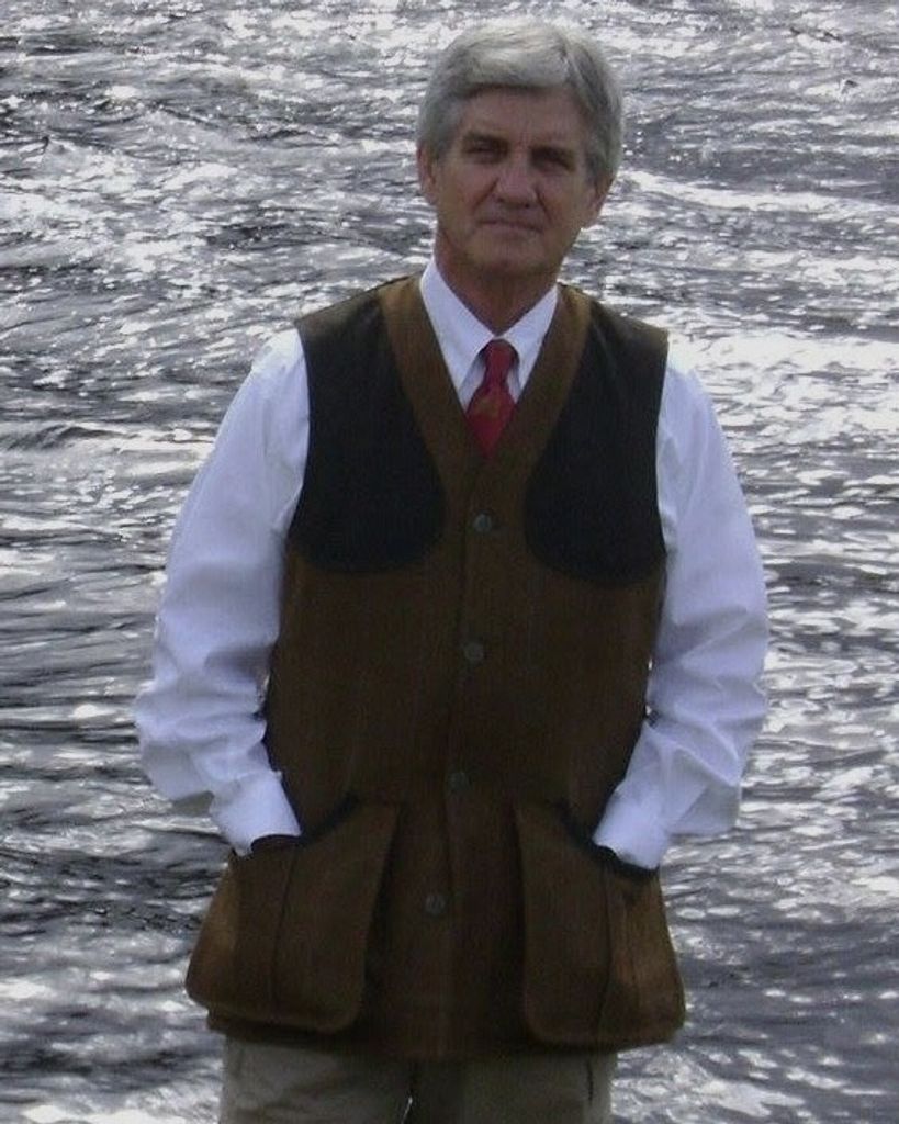 E. Thomas Burckhalter, Jr. Profile Photo