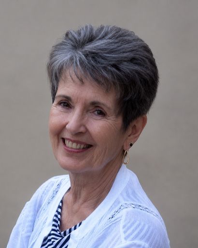 Alice LaRue Hayes's obituary image
