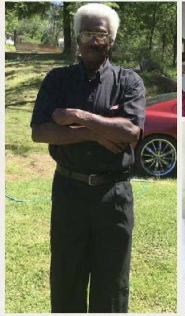 Lee Smith Profile Photo
