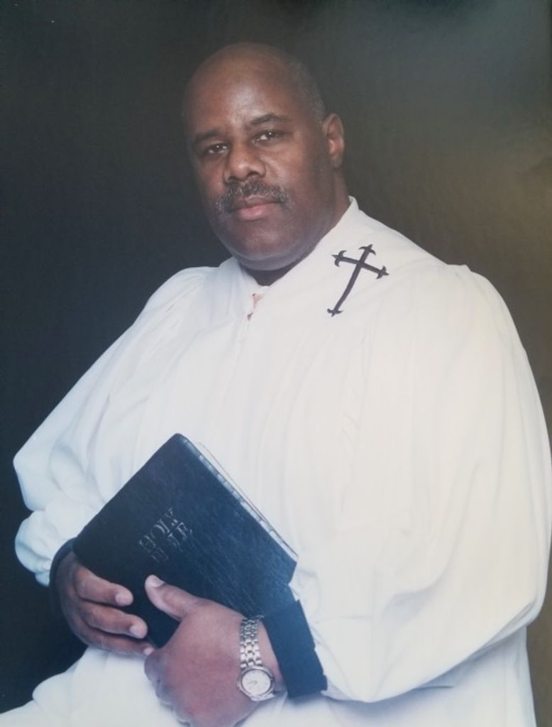 Pastor Willie Eugene Simpson, Sr. Profile Photo