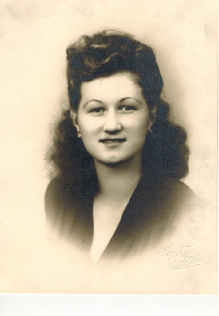 Ann M. (Mahovlich)  Denoble