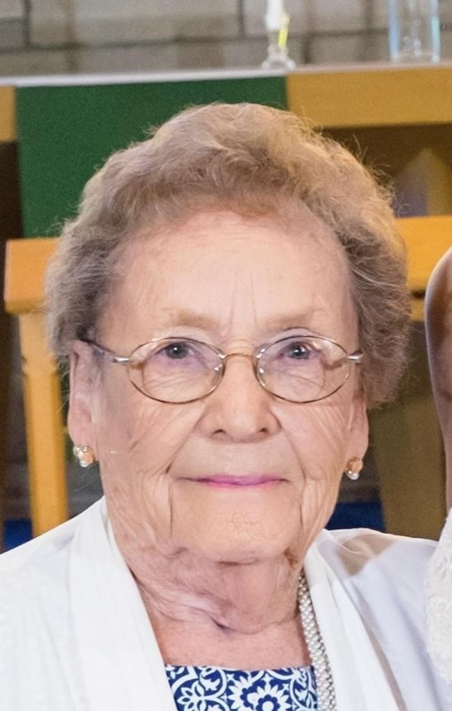 Anna Mae Sommer Profile Photo