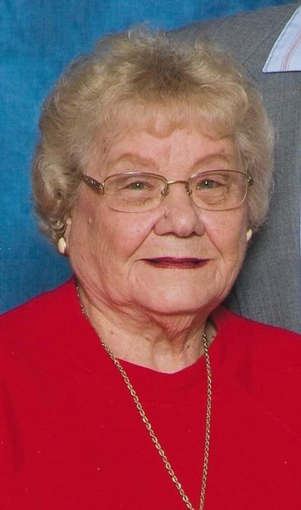 Maxine Cox Profile Photo