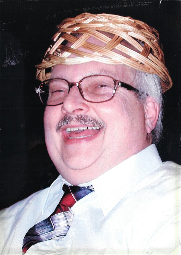 Richard Michael Ondracek Profile Photo