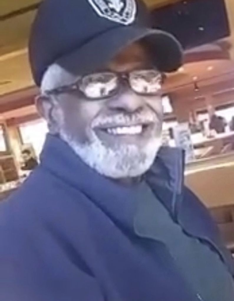 Louis Brent Jones Profile Photo