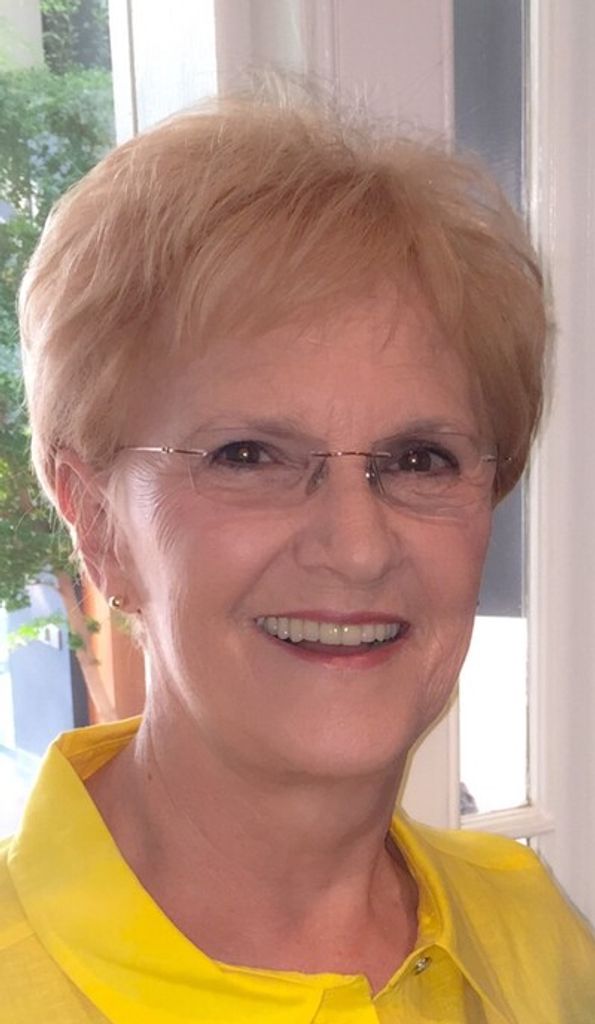 Ramona Lee Holloway Profile Photo