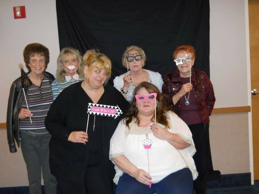 Loretta Rogers photo gallery thumbnail 72 of 126