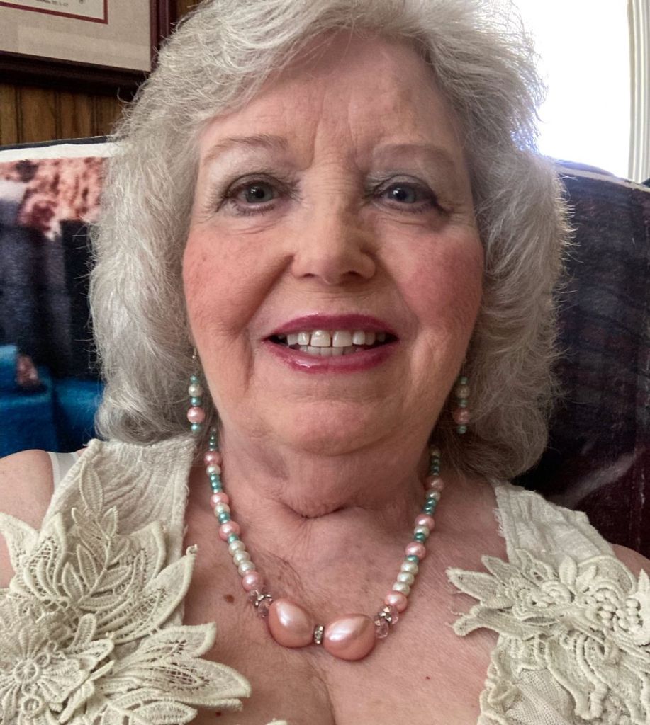 Martha  Davis 
