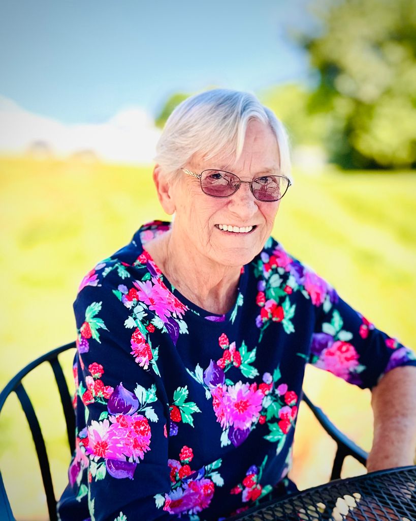 Julia Carol Effler Profile Photo