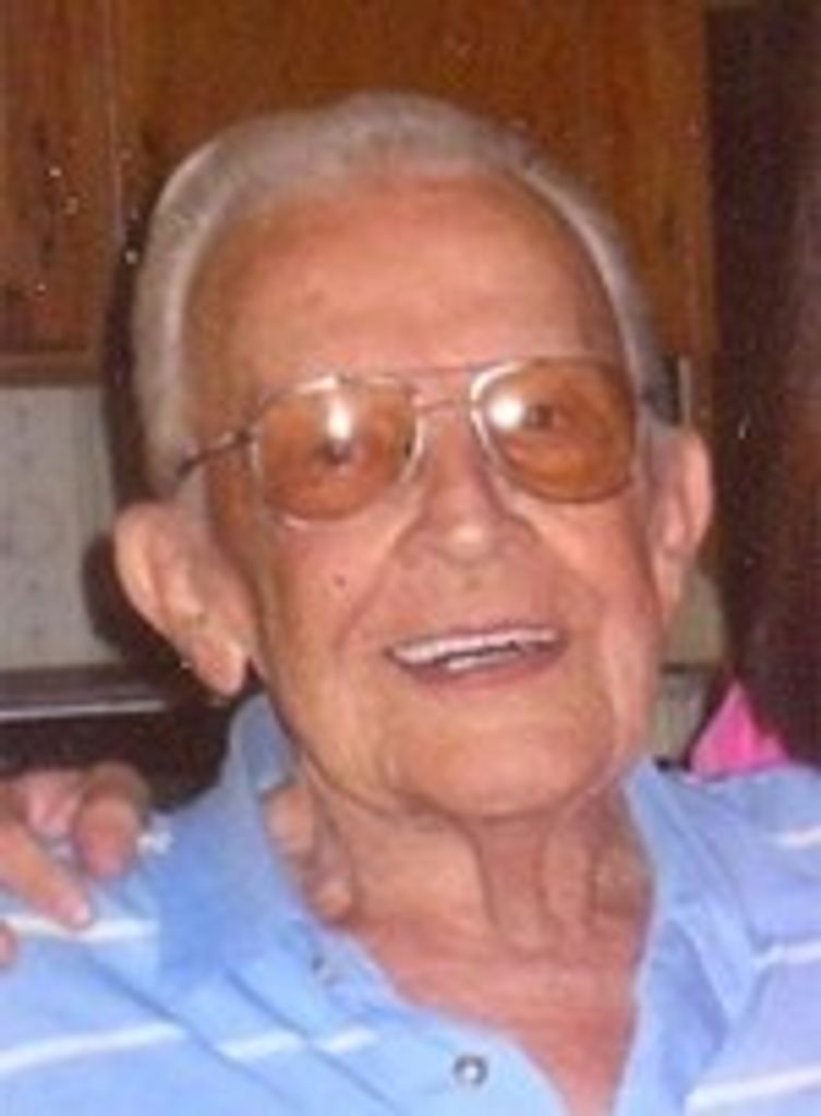 Roger L Perreault Sr