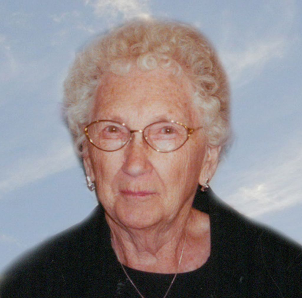 Evelyn "Evie" Fern Styka