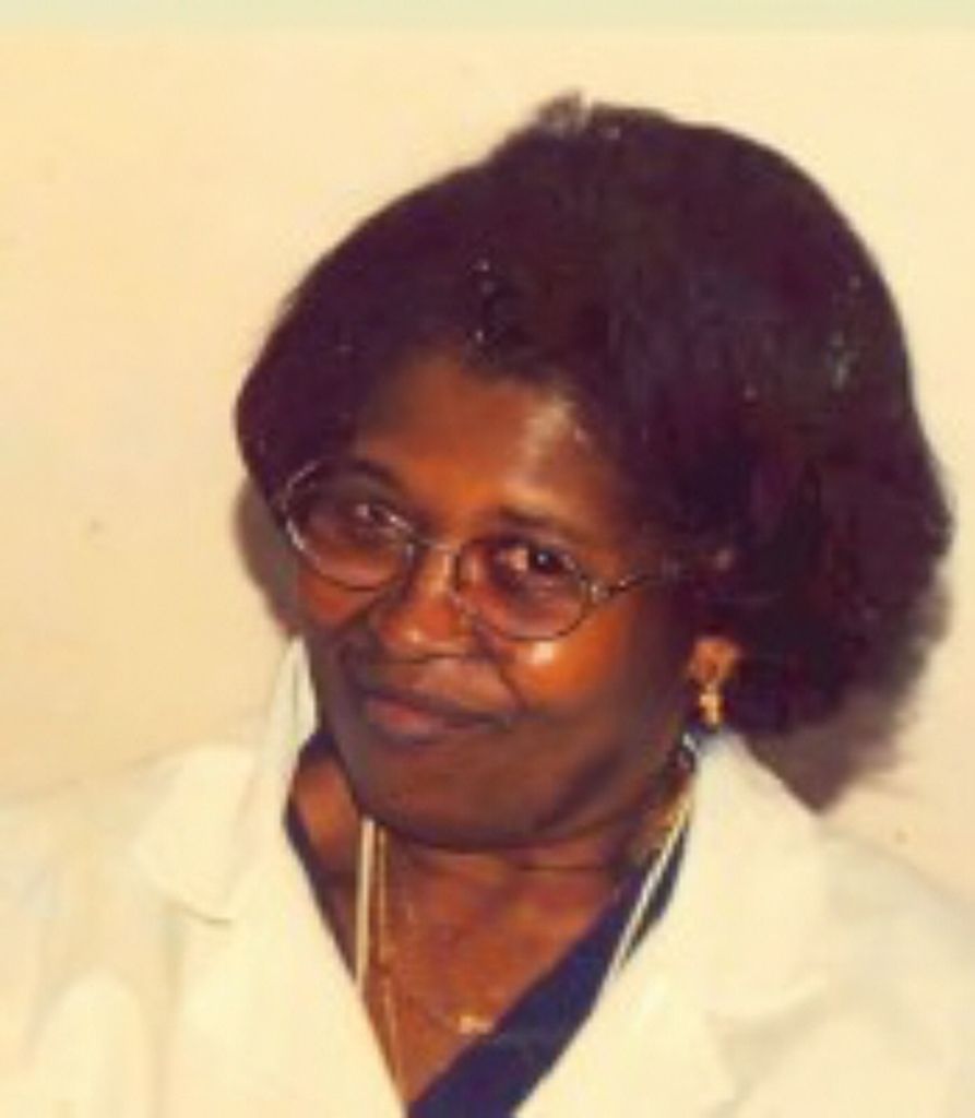 Elizabeth Solomon Profile Photo