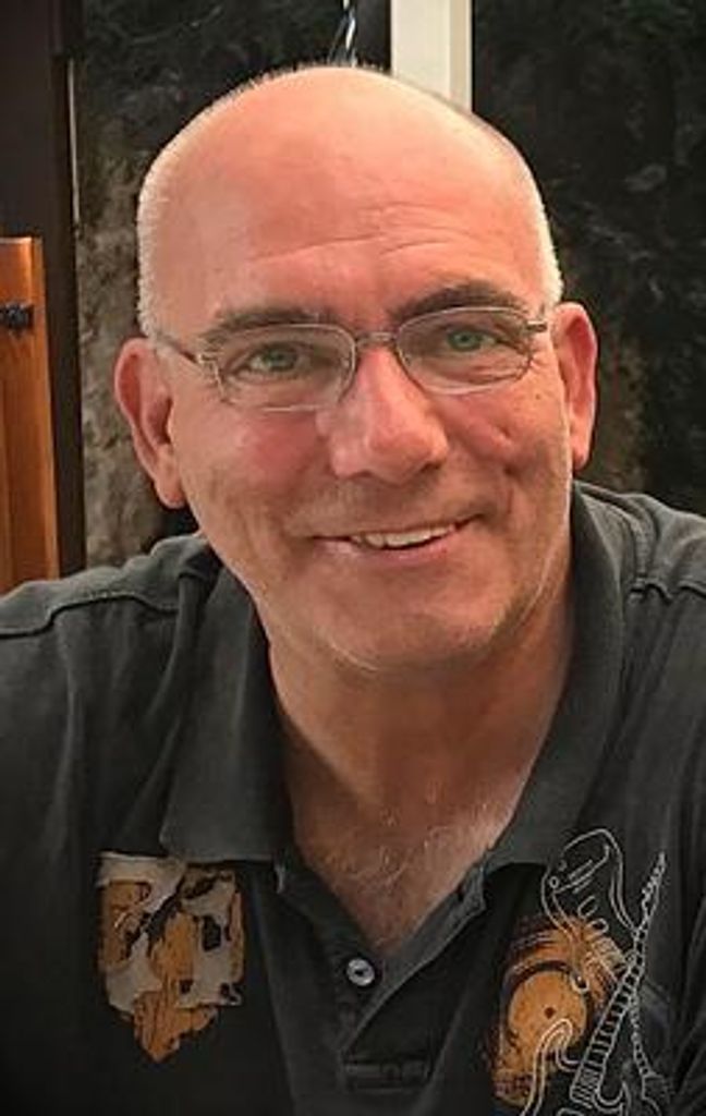Andreas Schuck Profile Photo