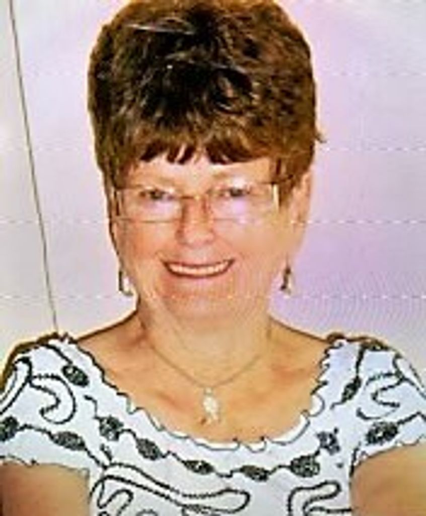 Nelda Hollar