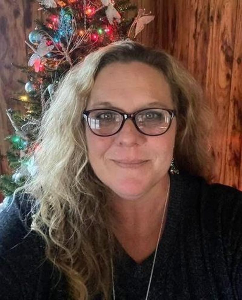 Gwynne Marie Darnbrough Profile Photo