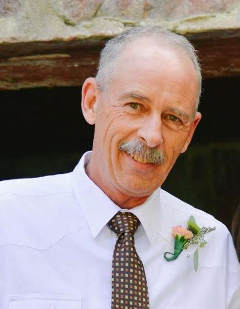 Joseph Dell Huggins Profile Photo