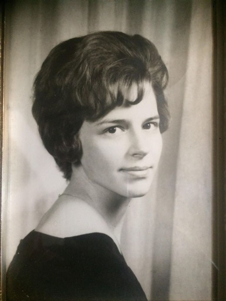 Tanya Elizabeth Smith Profile Photo